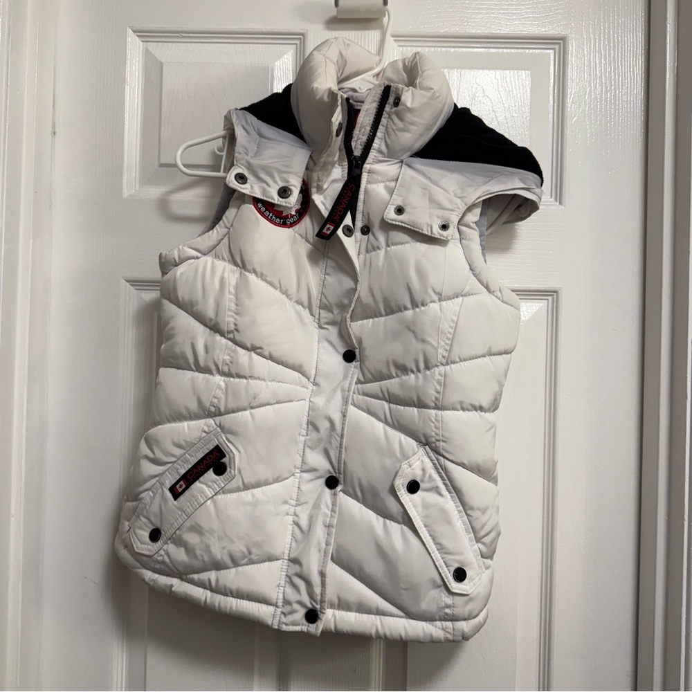 Women’s Canada Weather Gear Well Loved Vest